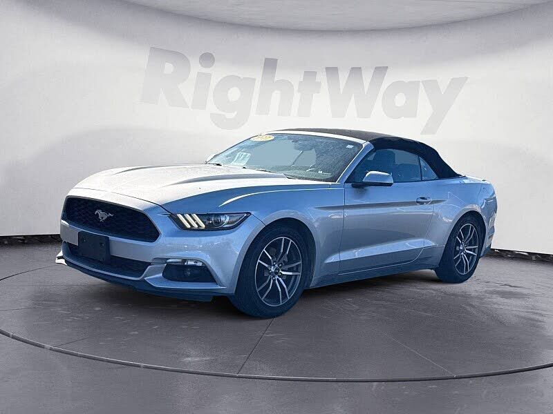 2017 FORD Mustang