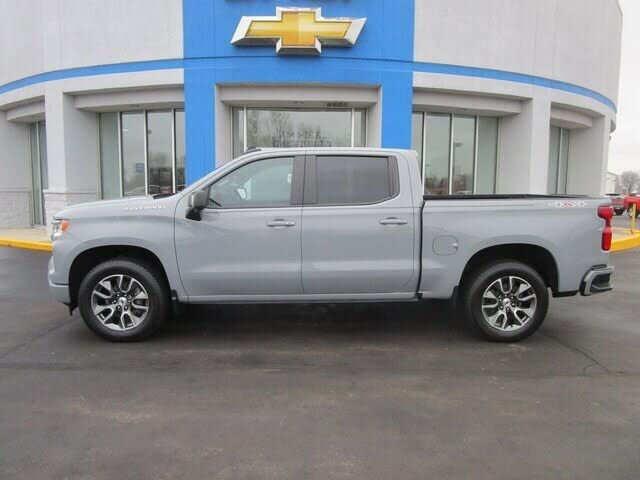 2025 CHEVROLET Silverado