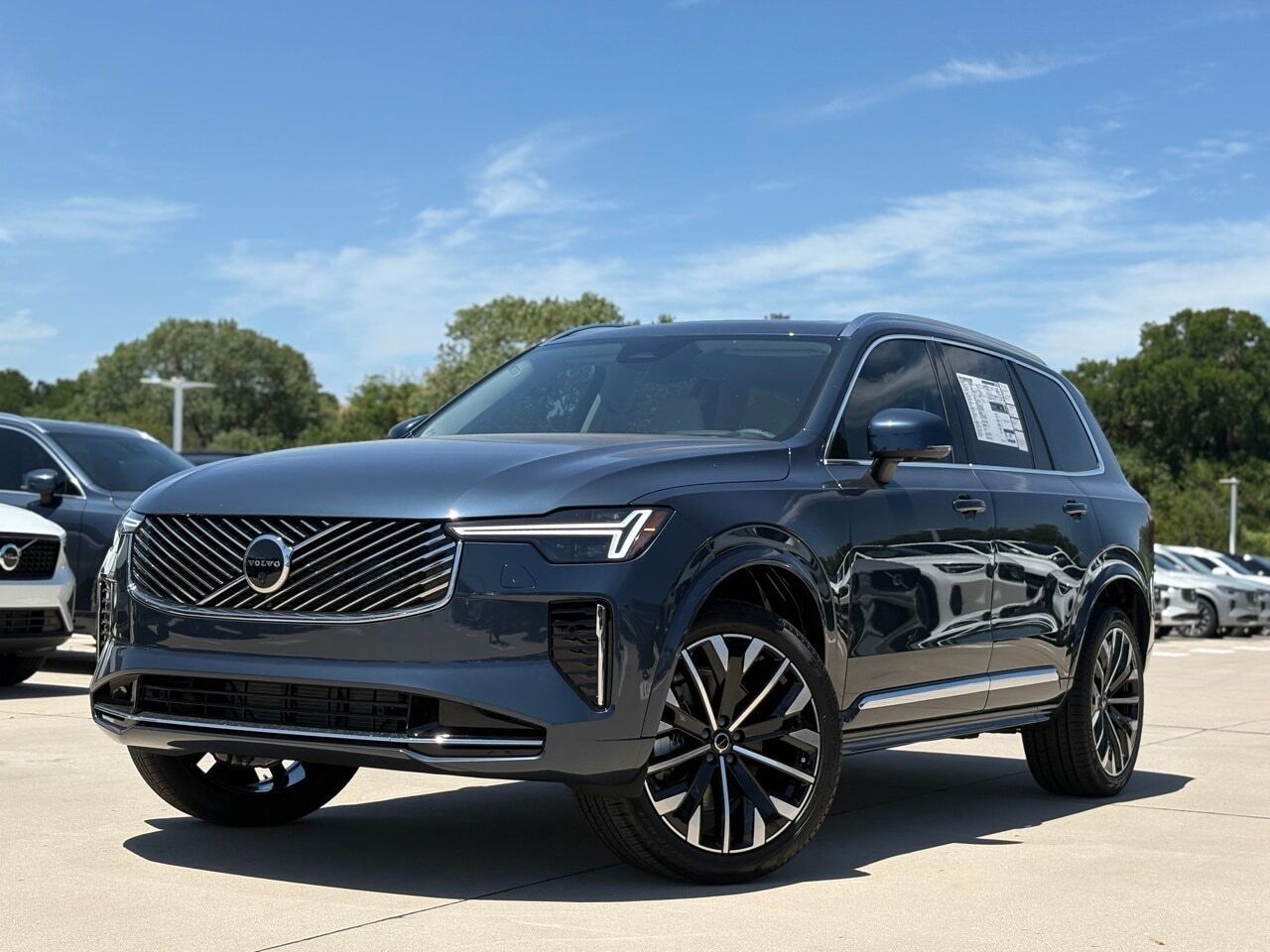 2026 VOLVO XC90