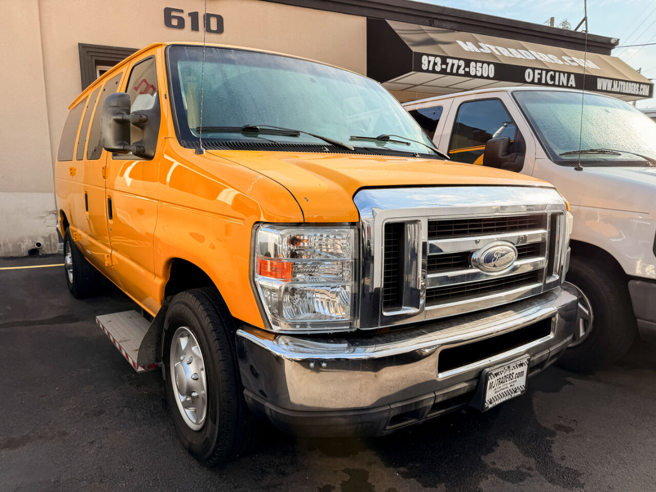 2014 FORD E-250