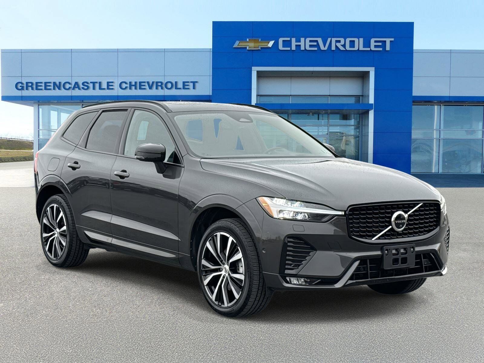 2023 VOLVO XC60