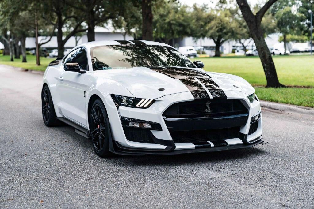 2020 FORD Mustang