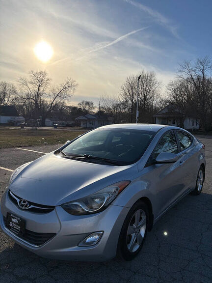 2013 HYUNDAI Elantra