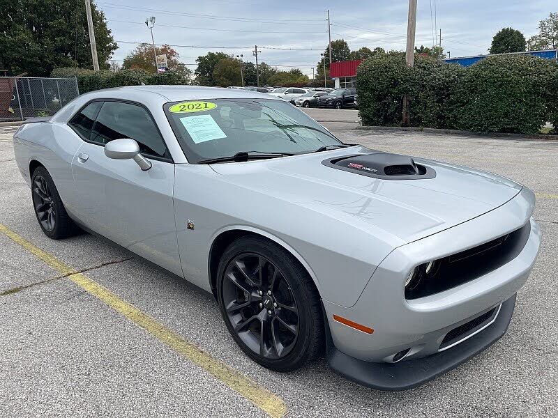 2021 DODGE Challenger