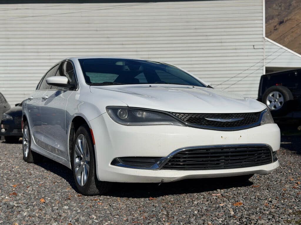 2015 CHRYSLER 200