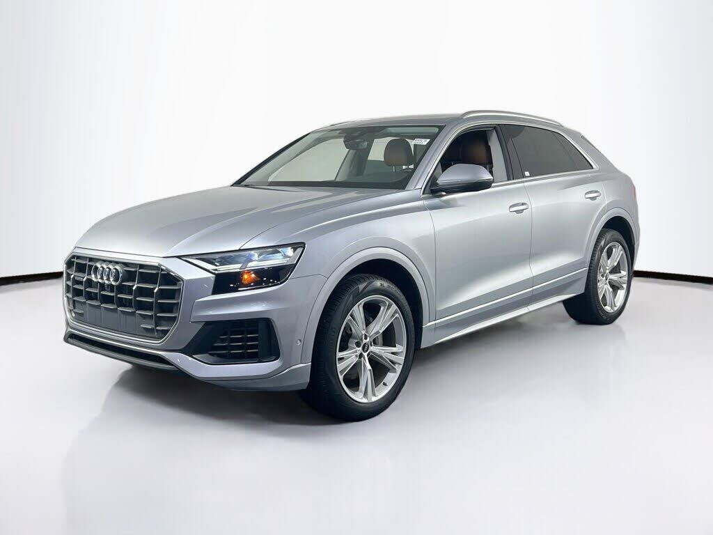 2022 AUDI Q8