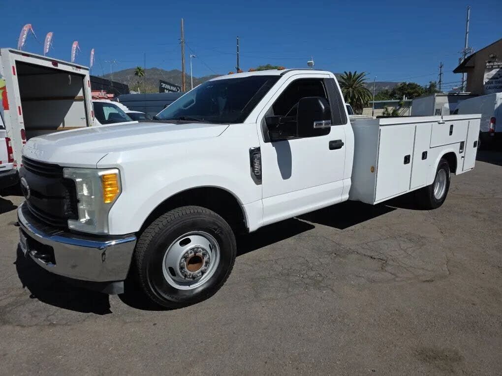 2017 FORD F-350