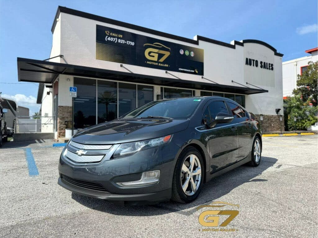 2013 CHEVROLET Volt