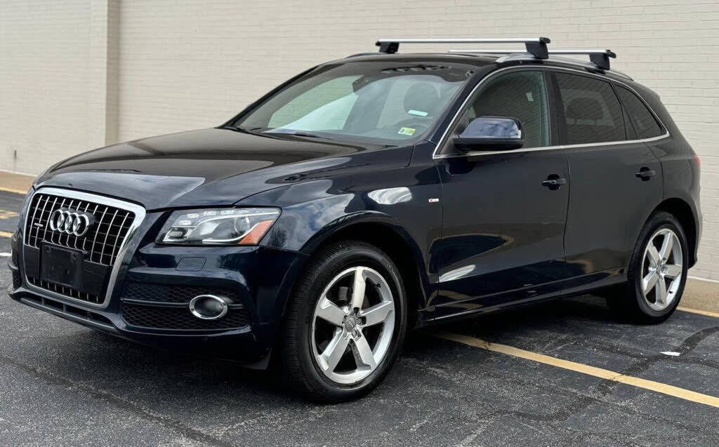 2011 AUDI Q5