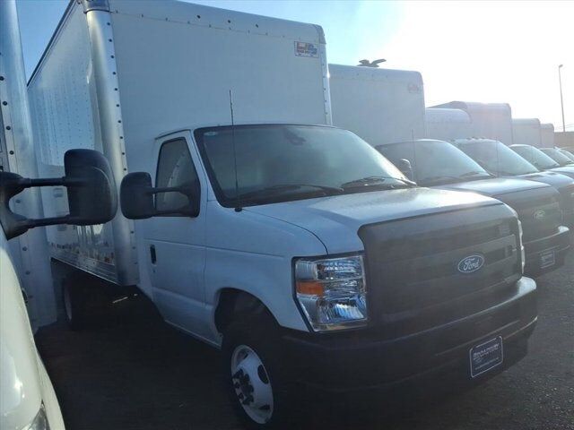 2026 FORD E-450