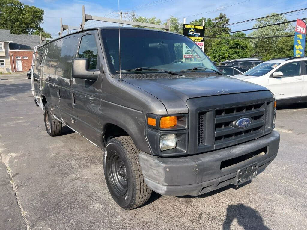 2008 FORD E-350