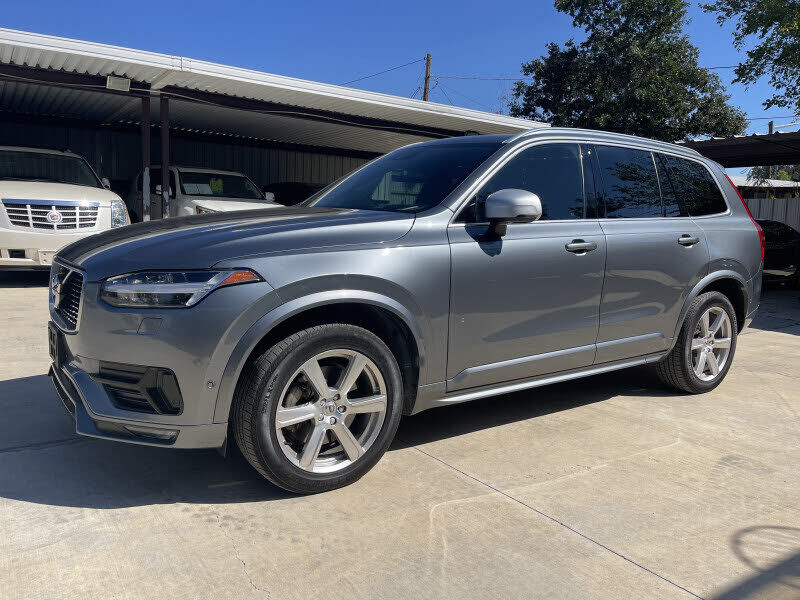 2019 VOLVO XC90