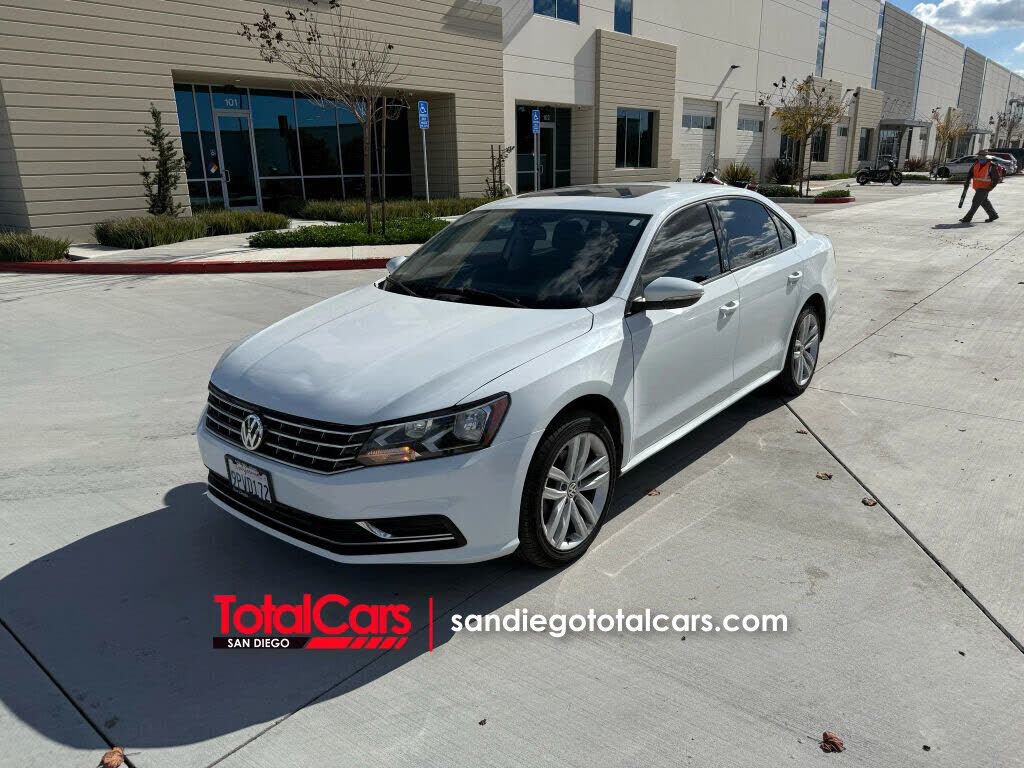 2019 VOLKSWAGEN Passat