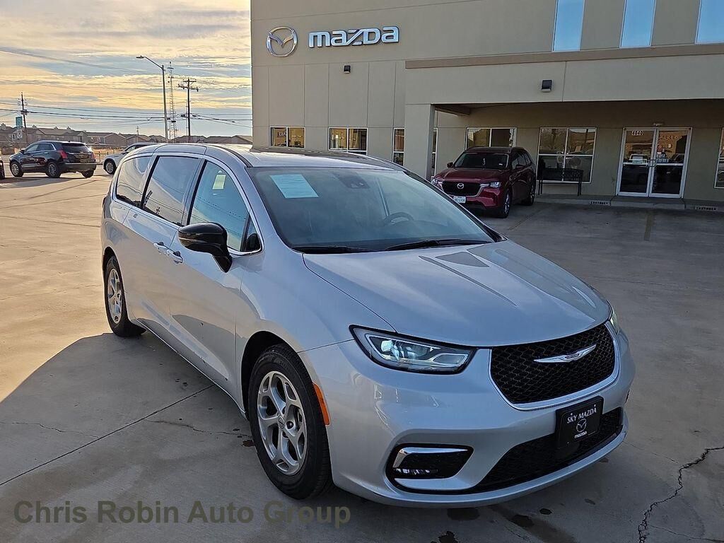 2024 CHRYSLER Pacifica