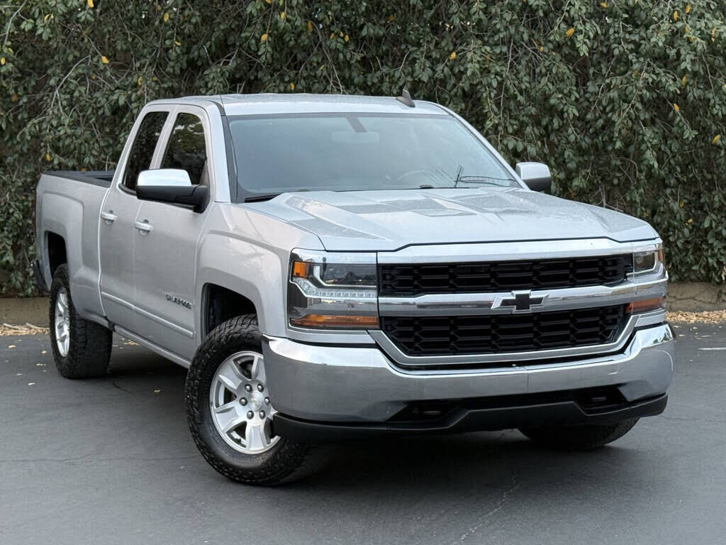 2018 CHEVROLET Silverado
