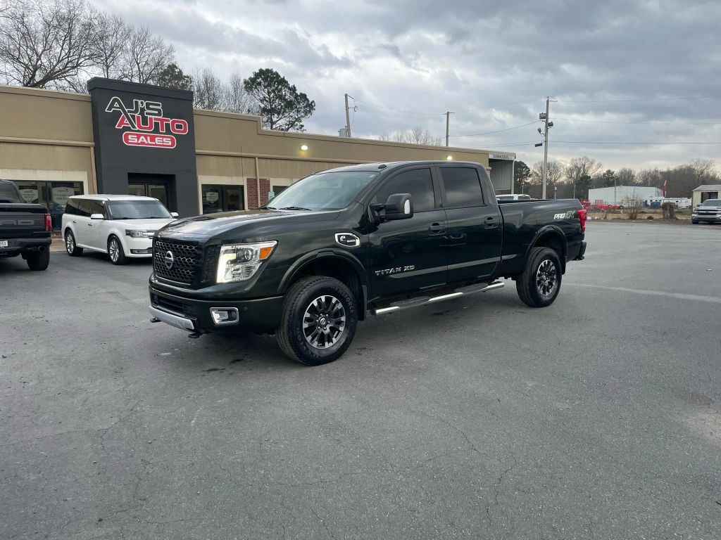2019 NISSAN Titan