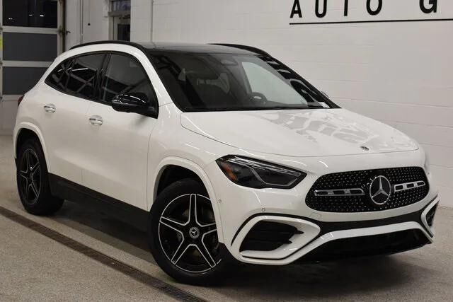 2026 MERCEDES-BENZ GLA-Class
