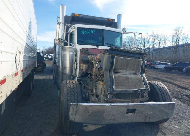 1996 PETERBILT 377