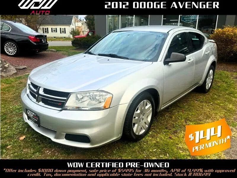 2012 DODGE Avenger