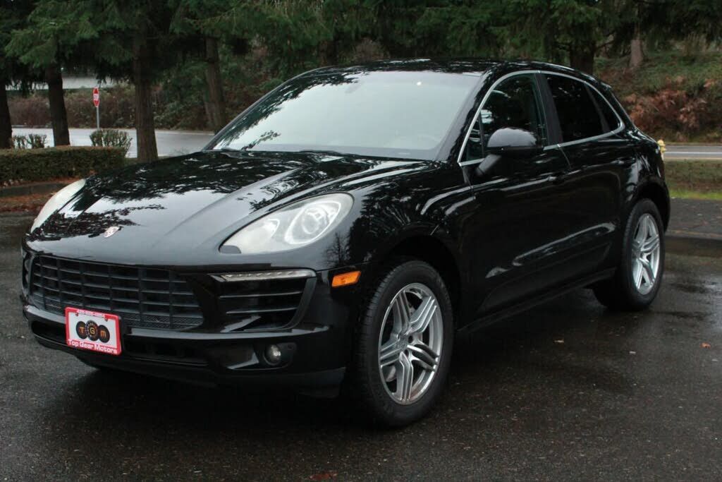 2015 PORSCHE Macan
