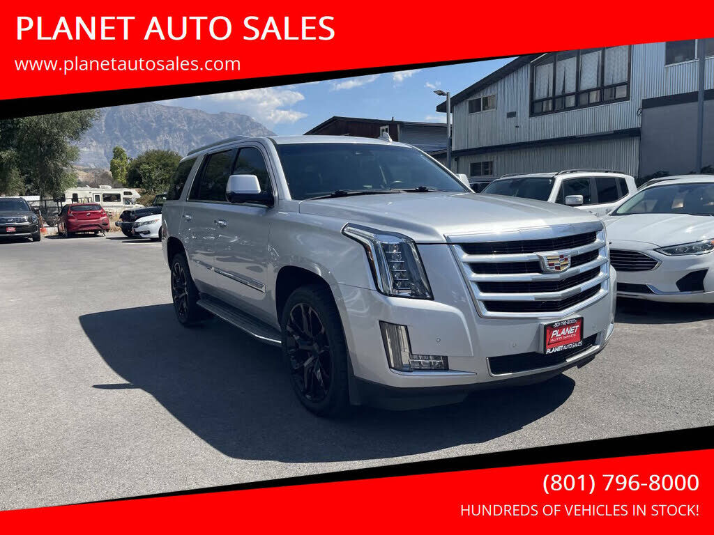 2016 CADILLAC Escalade