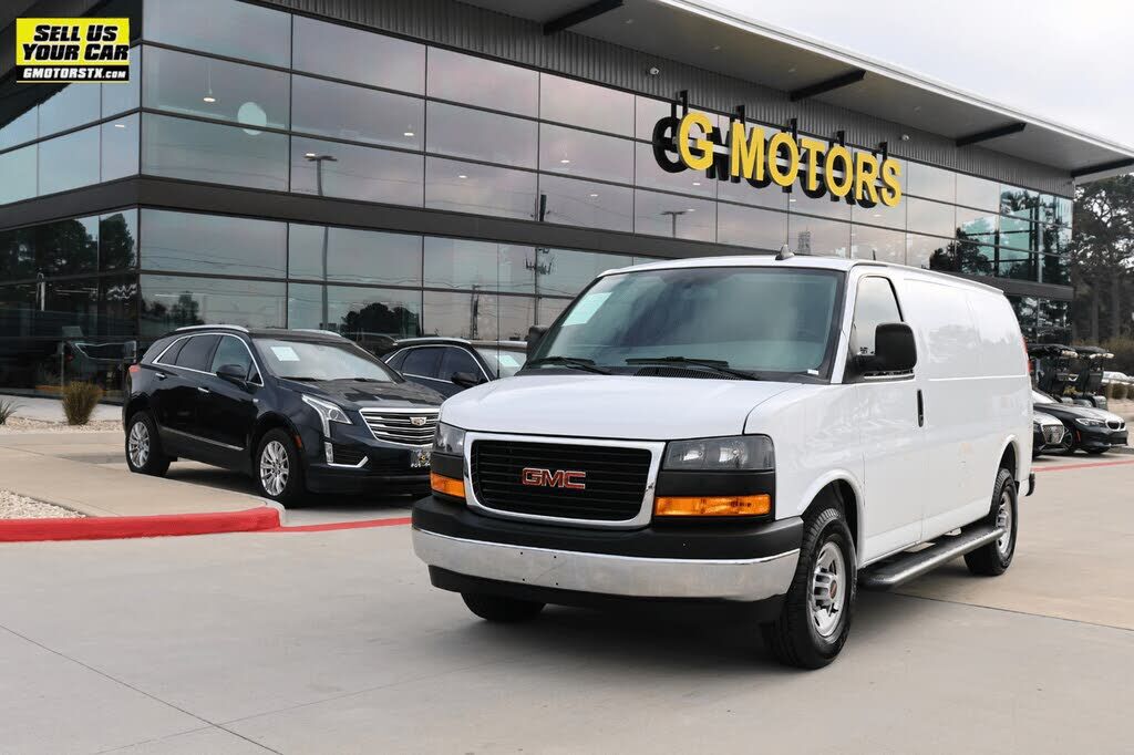 2022 GMC Savana