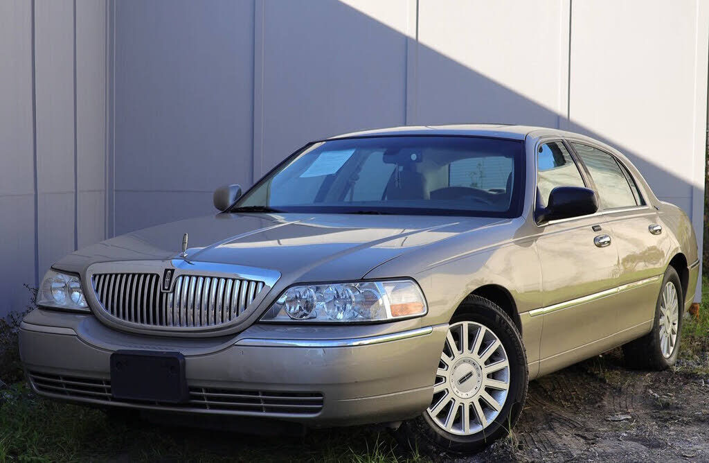 Lincoln Town Car