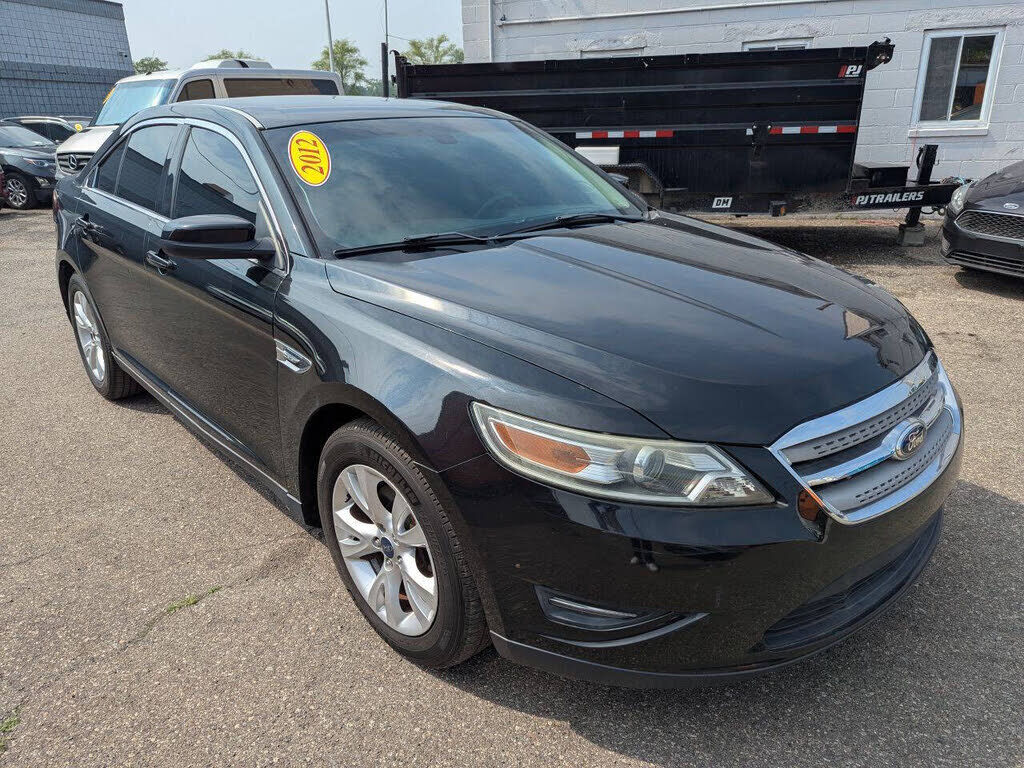 2012 FORD Taurus
