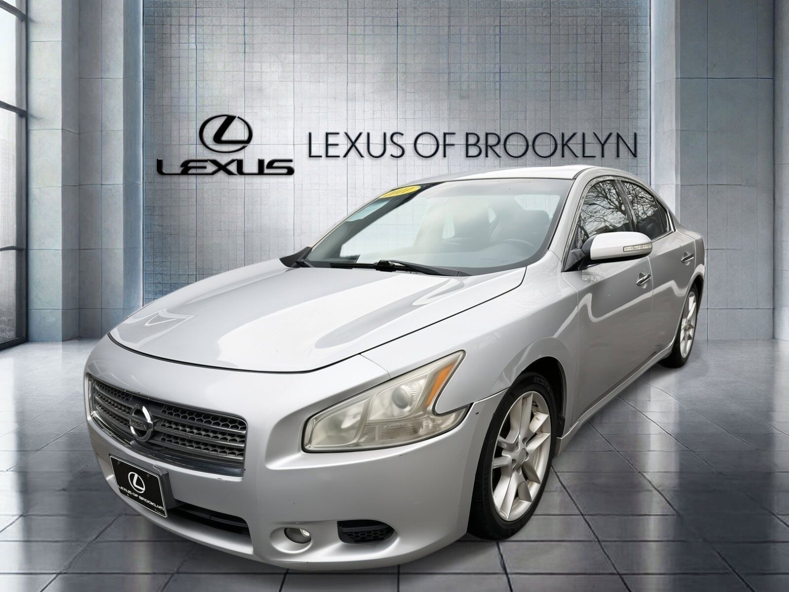 2011 NISSAN Maxima
