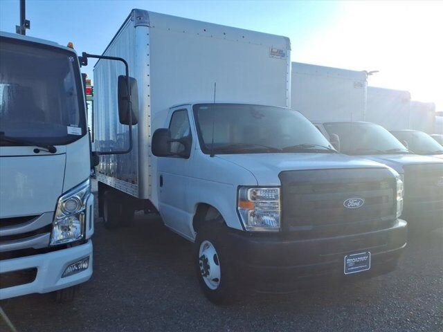 2026 FORD E-450