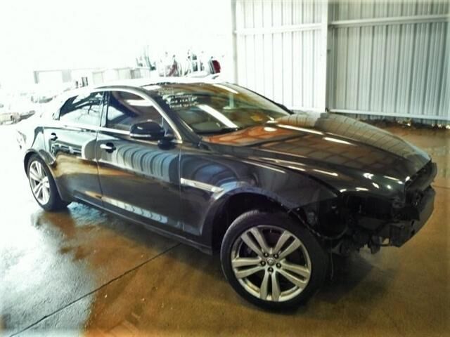 2011 JAGUAR XJ