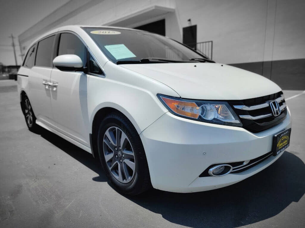 2015 HONDA Odyssey