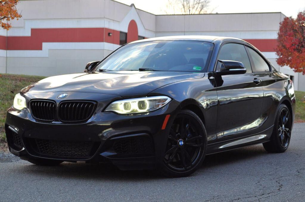 2016 BMW M2