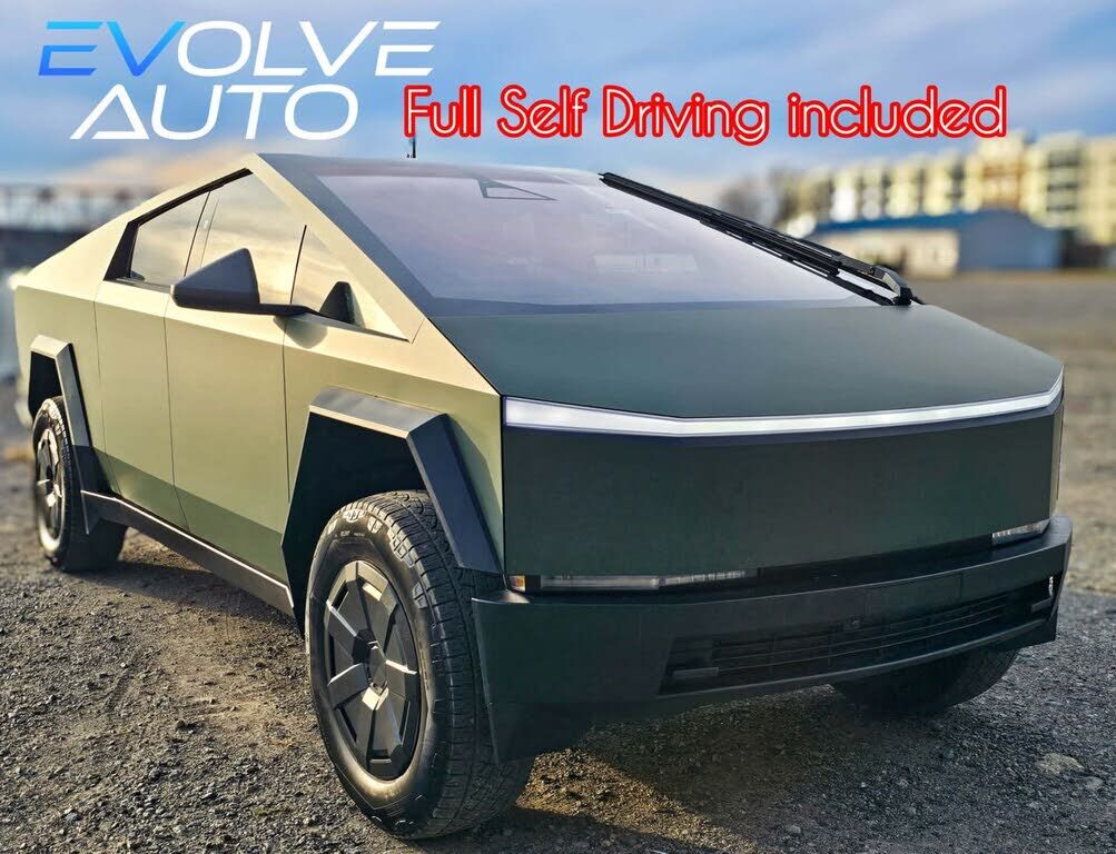 2025 TESLA Cybertruck