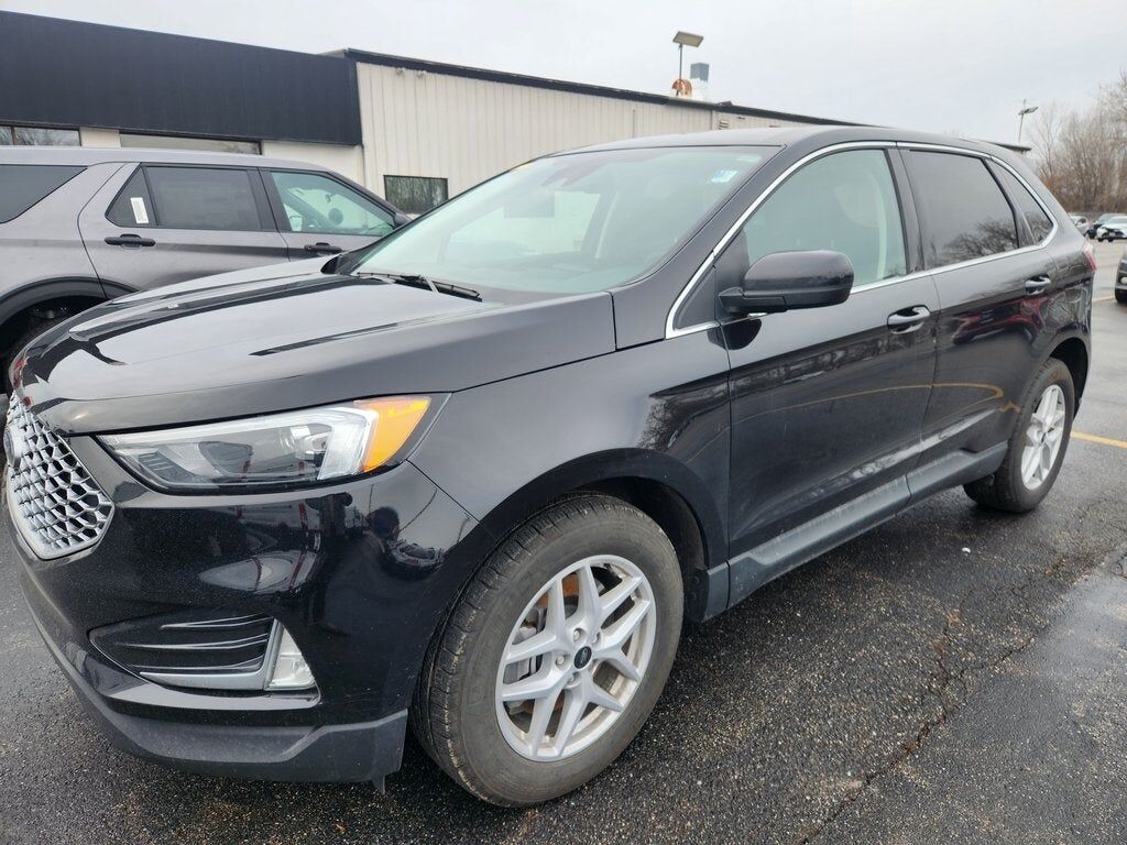 2024 FORD Edge