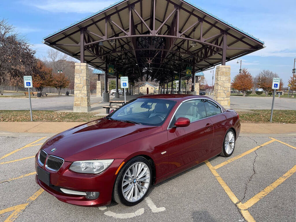 2011 BMW 3 Series