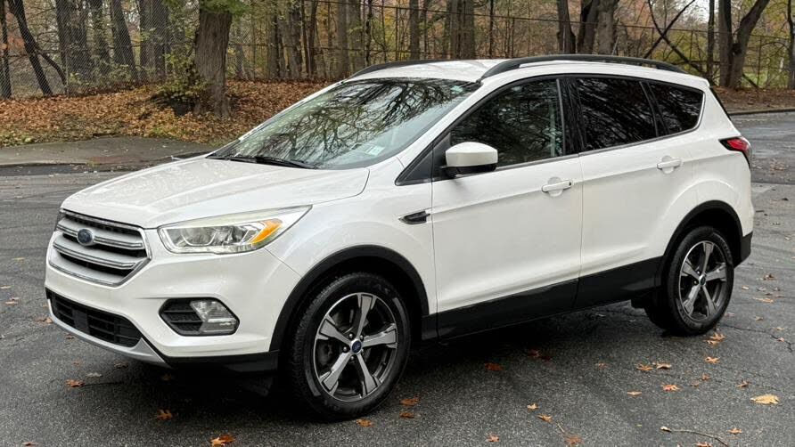 2018 FORD Escape