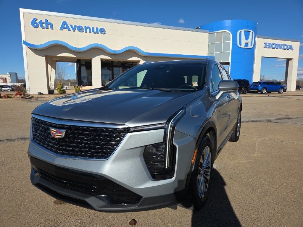 2025 CADILLAC XT4