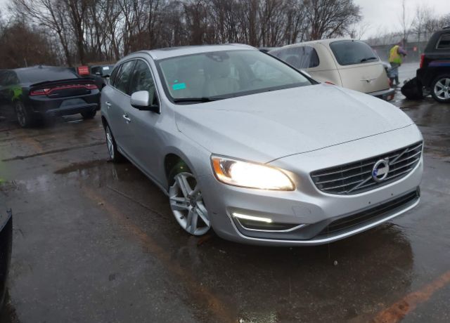2015 VOLVO V60