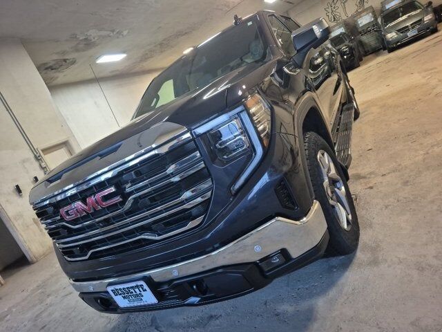 2023 GMC Sierra