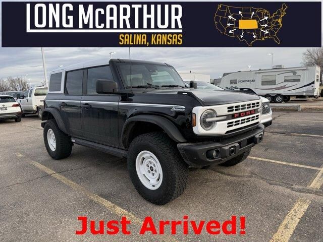 2024 FORD Bronco