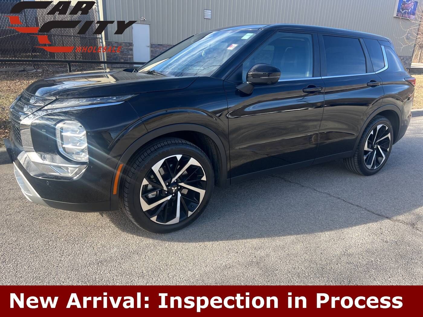 2023 MITSUBISHI Outlander