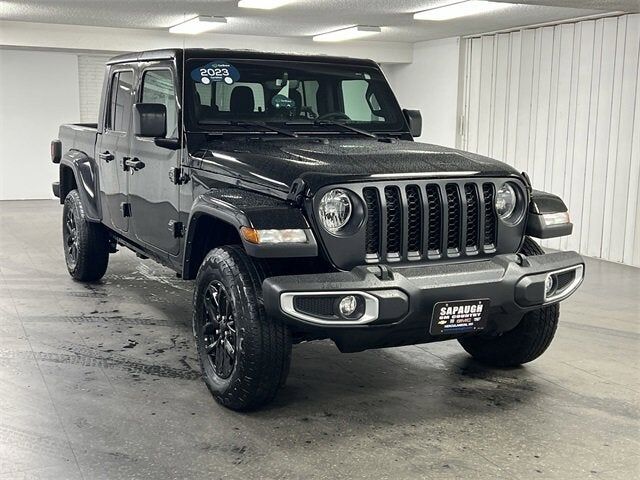 2023 JEEP Gladiator