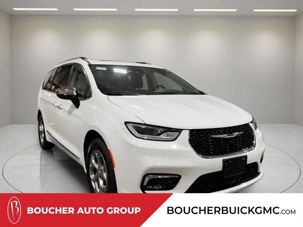 2023 CHRYSLER Pacifica