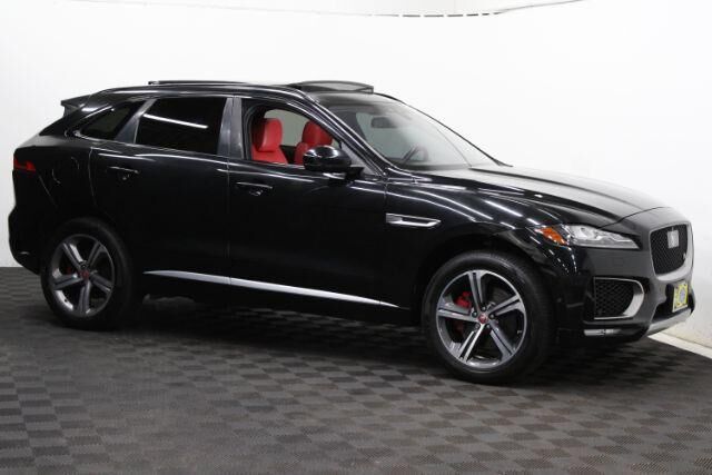 2017 JAGUAR F-Pace