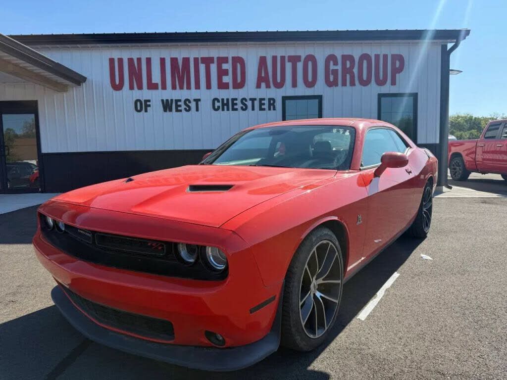 2017 DODGE Challenger