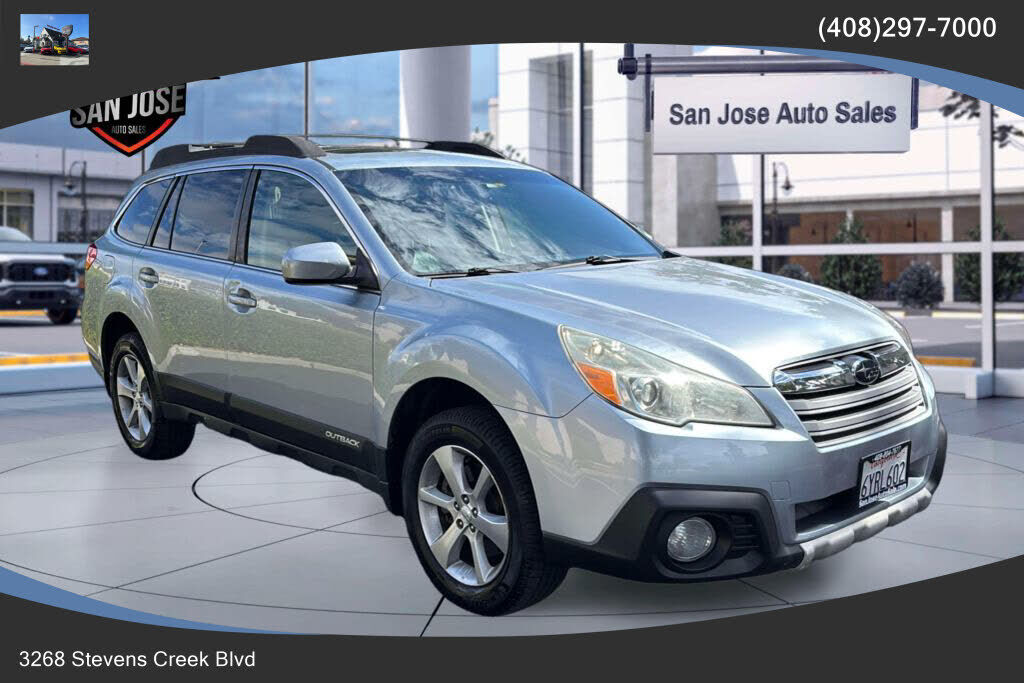 2013 SUBARU Outback