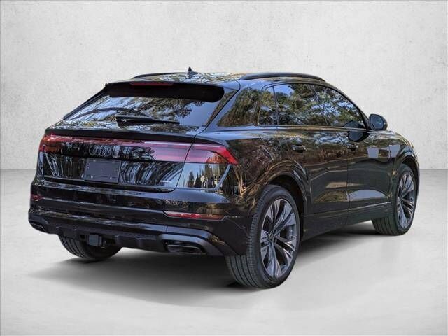2026 Audi Q8