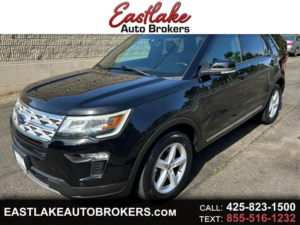 2018 FORD Explorer