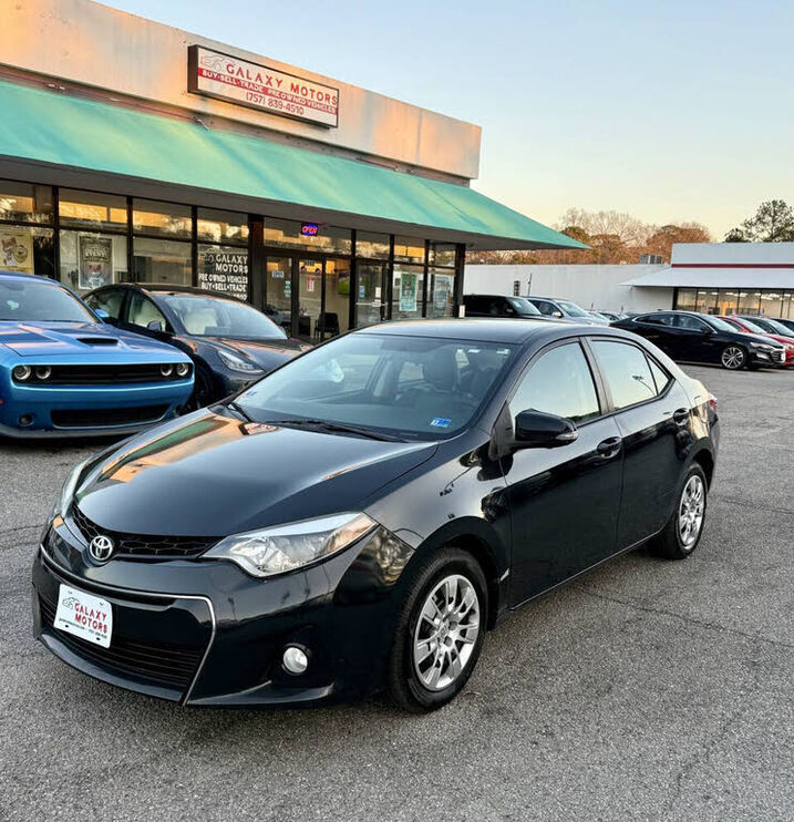 2015 TOYOTA Corolla